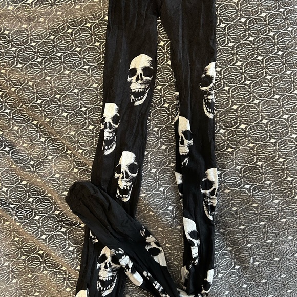 NWOT Skull Tights - Picture 2 of 3